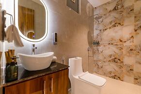 Elivaas Vedaaz 4 BHK Farmhouse With pool