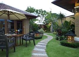 Exclusive Balinese Pool Villa in Pattaya