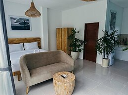 Canggu 1 BR Private Pool Villa Polly