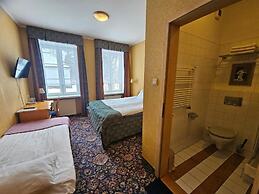 Folwark Historic Hotel