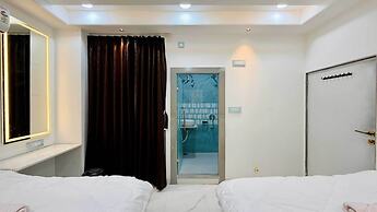 Hotel Om Mangalam Palace