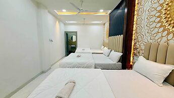 Hotel Om Mangalam Palace