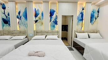 Hotel Om Mangalam Palace