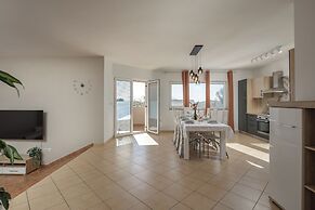 Oasis Jadreski Apartments