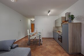 Oasis Jadreski Apartments