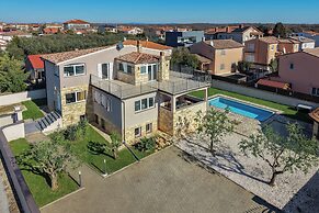 Oasis Jadreski Apartments