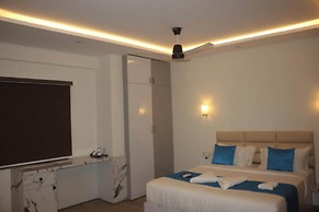 Niharika Heights Luxury Hotel