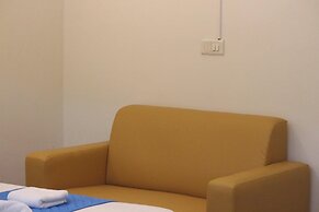 Niharika Heights Luxury Hotel