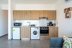 Silver Line 1-BR Apt & Balcony in Larnaca
