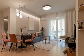 Acropolis Deluxe 1BR Apartment