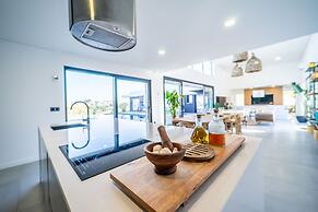 Set bal Lisbon Dream Getaway Villa do Sol