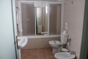 GL Hotel Logasasanti
