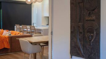 Sanctuary on Stanhope - Art & Modern Luxury