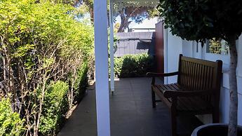 Sanctuary on Stanhope - Art & Modern Luxury