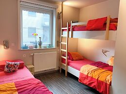 Apartment With Sunny Terrace in Oostduinkerke