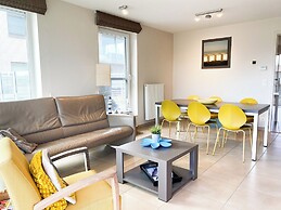 Apartment With Sunny Terrace in Oostduinkerke