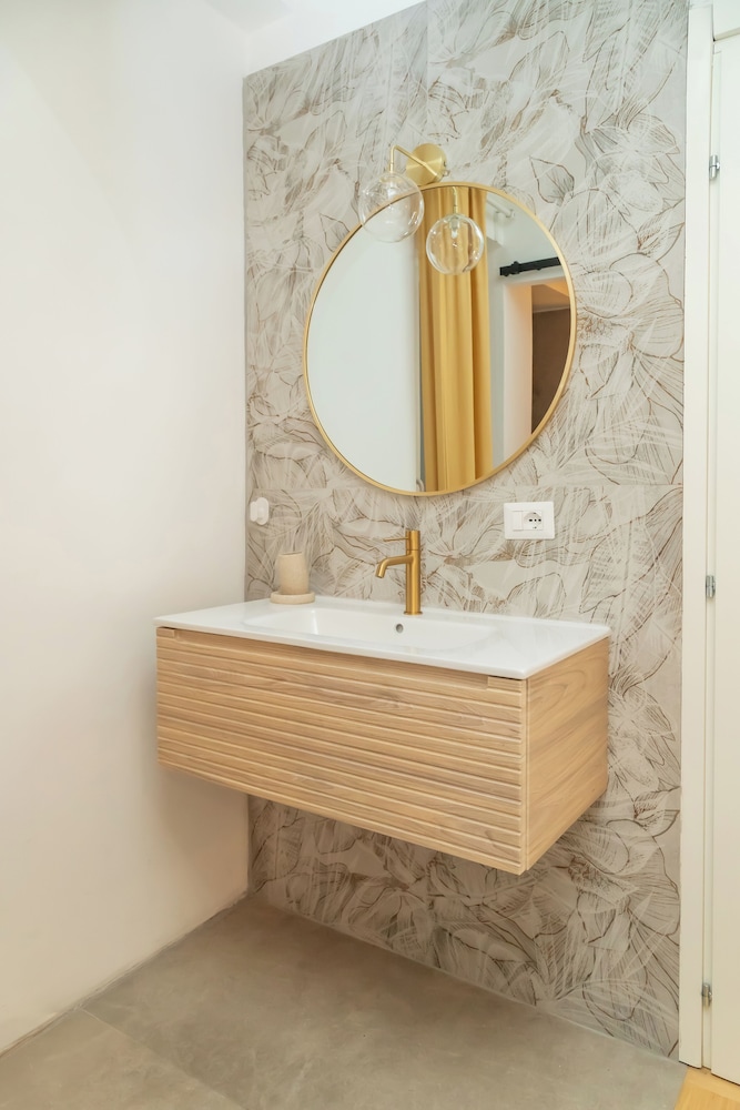 Luxury Suite a Due Passi da San Pietro