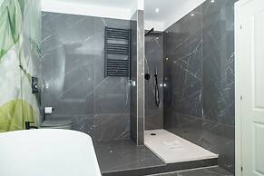 Luxury Suite a Due Passi da San Pietro