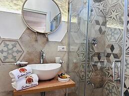 Godano Rooms