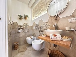 Godano Rooms