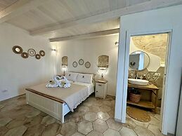Godano Rooms