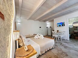 Godano Rooms