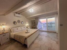 Godano Rooms