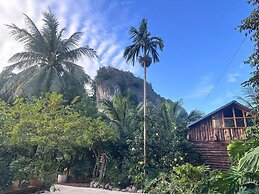Wood Haven Homestay