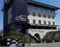 Albert Hotel & Restaurant