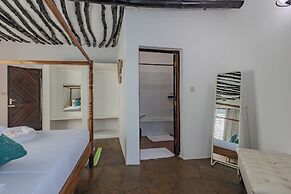 AUREGI VILLAS