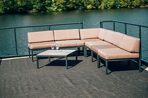 Schwimmendes Ferienhaus in Berlin