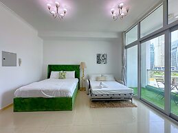 Luxury Studio with Marina View