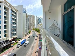 Luxury Studio with Marina View