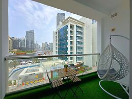 Luxury Studio with Marina View