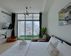 First Line Canal View Studio