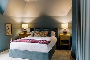 The Hotel at Claramount Club
