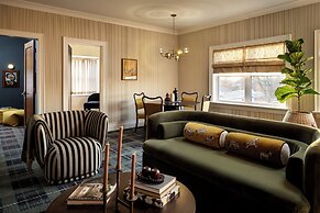 The Hotel at Claramount Club