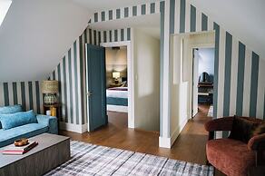 The Hotel at Claramount Club