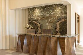 The Hotel at Claramount Club