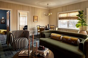 The Hotel at Claramount Club