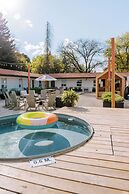 Penny's Motel & Apres