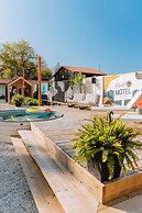 Penny's Motel & Apres