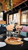 Penny's Motel & Apres