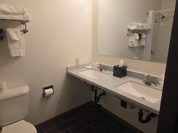 Can Am Inn