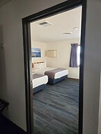 Can Am Inn