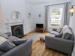 The English School, Flat 2