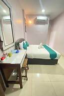 Sun Tree Hotel @ Triang