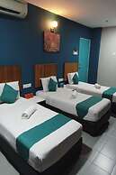 Sun Tree Hotel @ Triang