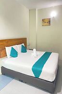 Sun Tree Hotel @ Triang