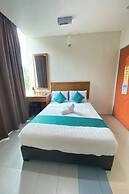 Sun Tree Hotel @ Triang